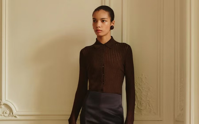 Tại sao áo len cardigan mỏng là xu hướng thời trang mùa thu đông 2024? Ảnh 2