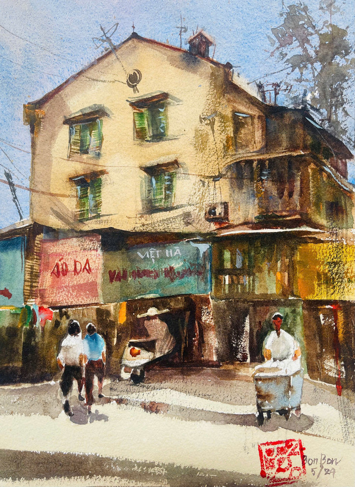 Trong khi đó, họa sĩ lớn tuổi nhất, cô Nguyễn Thị Kim Xuân (Bon Bon), sẽ giới thiệu những tác phẩm với gam màu trẻ trung về hoa và các góc phố Hà Nội, mang đến không khí trẻ trung và mạnh mẽ như chính con người cô. 