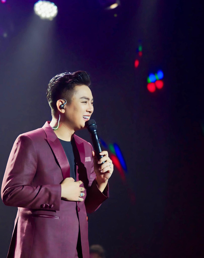 4 năm trước, Hoài Lâm từng đổi nghệ danh là Young Luuli. (Ảnh: FBNV)