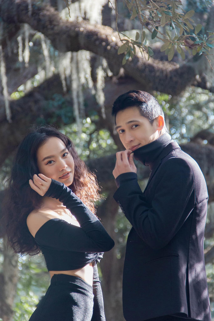 Xuyên suốt hành trình bầu bí, Hoa hậu Kiều Ngân luôn được chồng hết mực cưng chiều, chăm sóc. (Ảnh: FBNV)