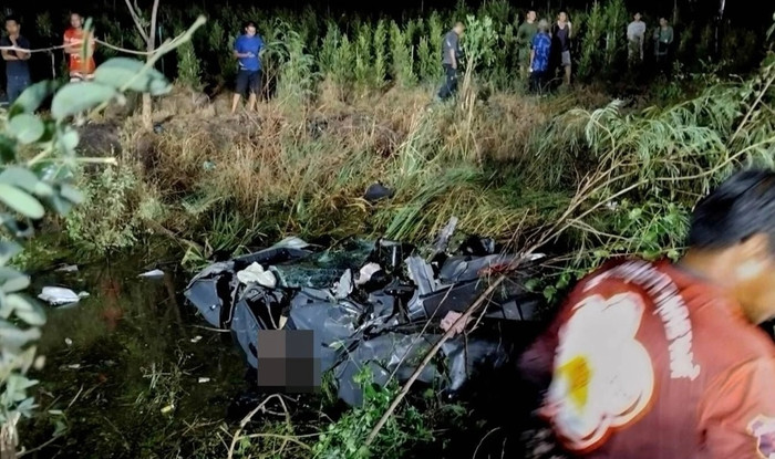 Hiện trường vụ tai nạn thương tâm.