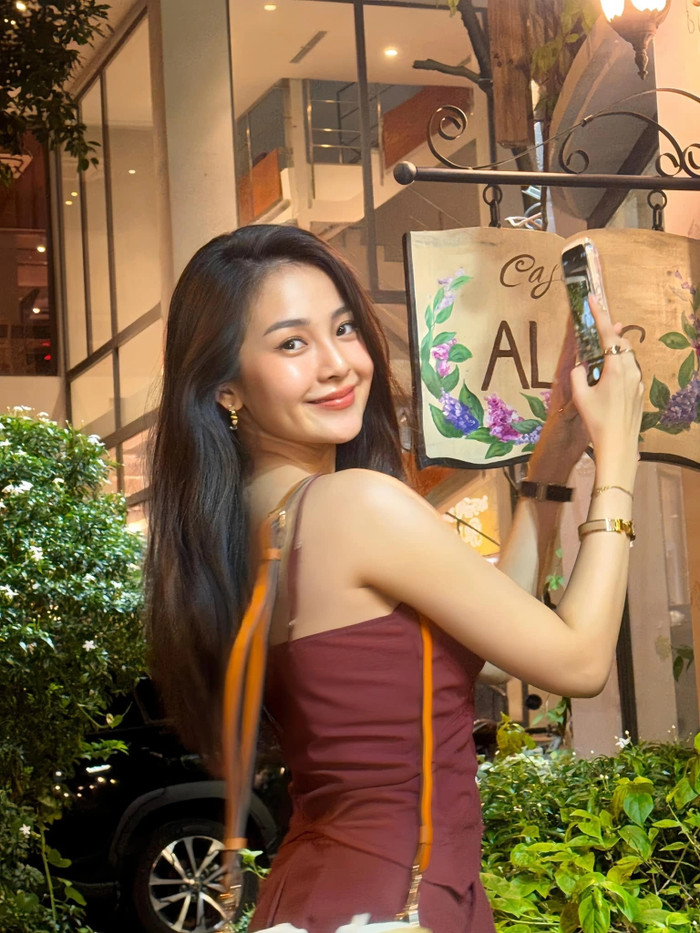 Tam Triều Dâng kín tiếng trong chuyện tình cảm. (Ảnh: FBNV)