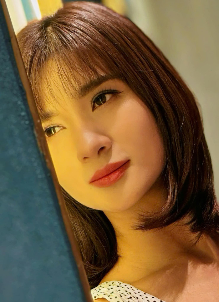 Ảnh siêu cận khoe trọn vẻ đẹp 'băng thanh ngọc khiết' của nữ diễn viên.