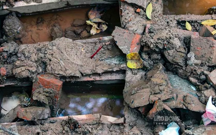 Thi công cống thoát nước, bất ngờ phát hiện gần 150 bộ hài cốt ở Hà Nội Ảnh 2