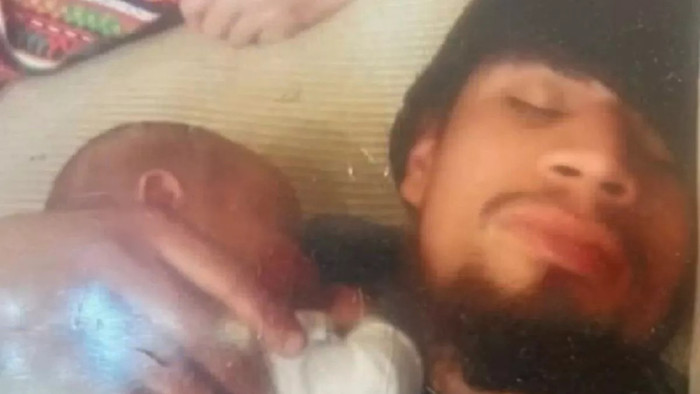 Jonathan Flores, 32 tuổi, đến từ phía Tây Bắc Quận Harris ở Texas được báo cáo đã mất tích.