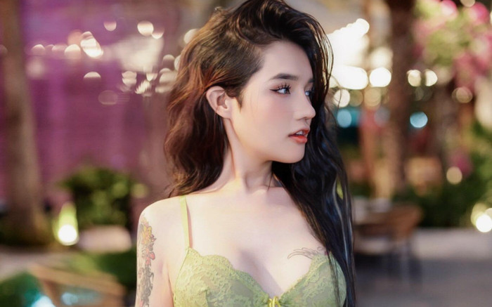 Em gái Ngân 98 phản ứng khi 5 lần dao kéo vẫn thua xa chị Ảnh 2