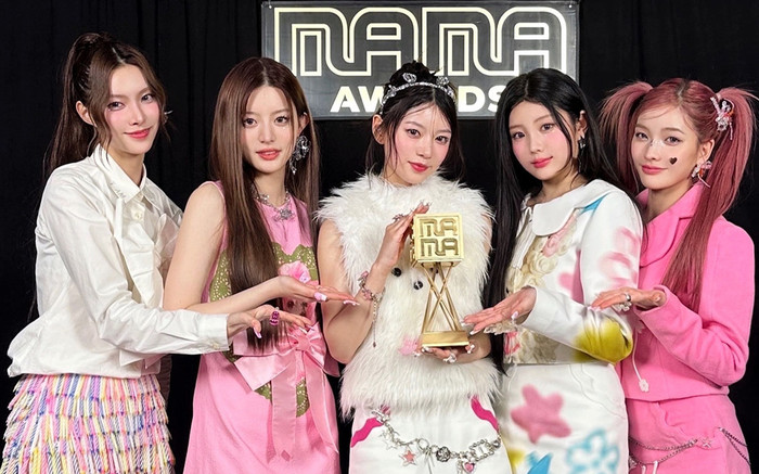 ILLIT gây xôn xao khi nhắc đến nhân vật bị Min Hee Jin đệ đơn khởi kiện Ảnh 2