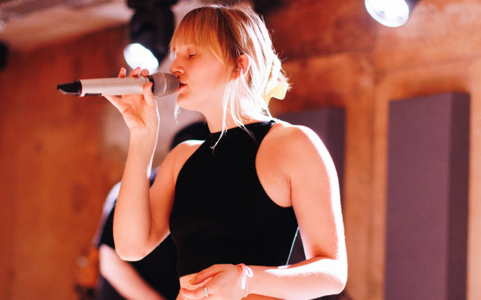 Nữ ca sĩ hủy show vì mắc bệnh nhiễm trùng tim nghiêm trọng, tình trạng sức khỏe nay ra sao? Ảnh 2