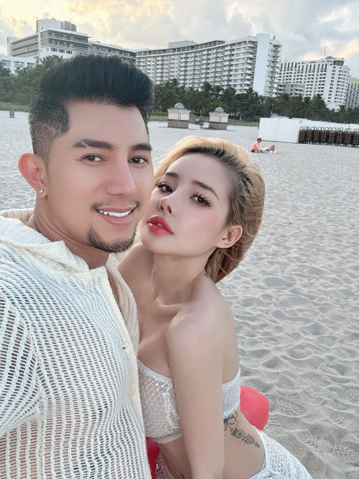 Lương Bằng Quang là người đứng sau hỗ trợ, đồng hành cùng Ngân 98 mỗi khi cô biểu diễn ở Việt Nam và cả ở nước ngoài. (Ảnh: FBNV)