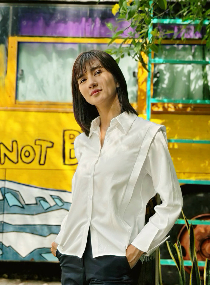 NSƯT Kim Tuyến khoe nhan sắc trẻ trung, năng động với mái tóc ngắn ngang vai. (Ảnh: FBNV)