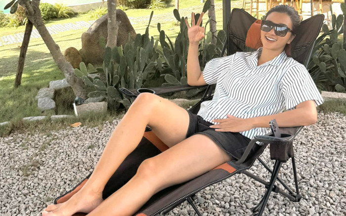 Vợ màn ảnh của Lý Hùng khoe đôi chân dài miên man, nhan sắc như hoa hậu Ảnh 2