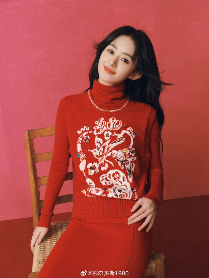 Triệu Lệ Dĩnh giúp Tuyền Châu thu về hơn 2000 tỷ nhân dân tệ trong năm 2023 chỉ nhờ một bức ảnh. 