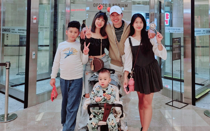 Mạnh Trường để lộ khoảnh khắc khó đỡ khi mừng sinh nhật con trai út Ảnh 2