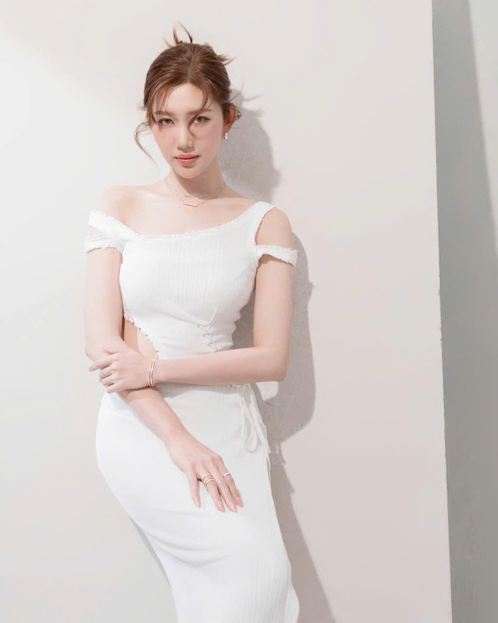 Showbiz 24h: Thuý Ngân được kỳ vọng sẽ sớm 'yên bề gia thất'. Ảnh: FBNV