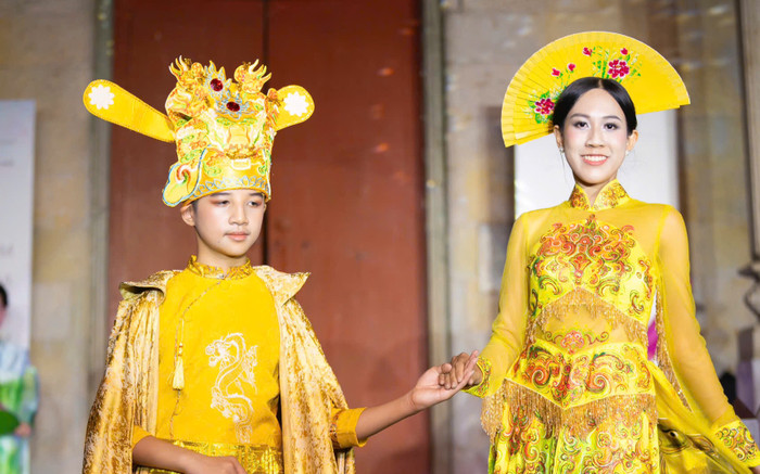 Tôn vinh di sản văn hoá Việt qua lăng kính thời trang Ảnh 2