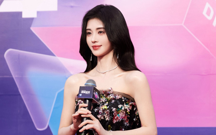 Cúc Tịnh Y bị chê là 'thảm họa diễn xuất' Ảnh 2