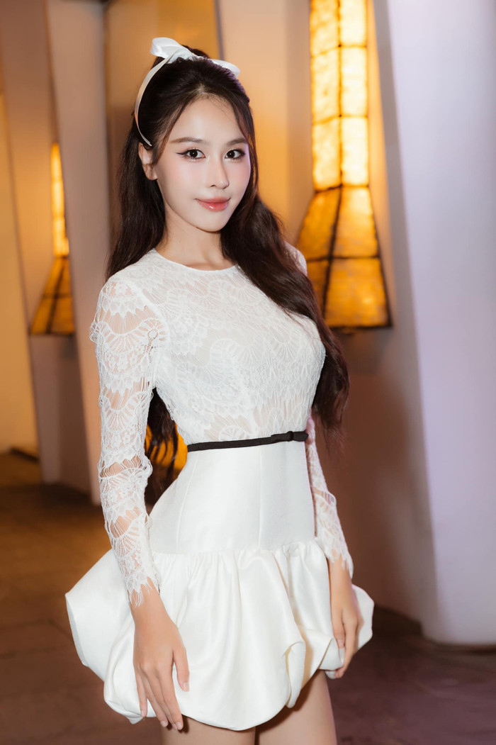 Ảnh đời thường 'đẹp mướt mắt' của Á hậu Ngọc Hằng Ảnh 5