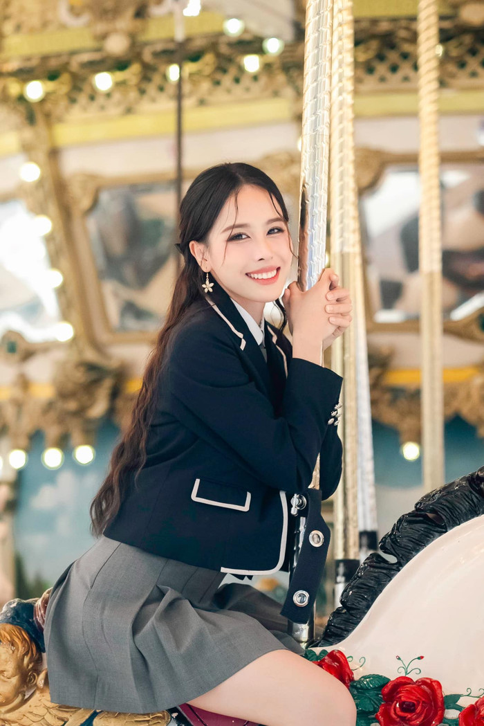 Ảnh đời thường 'đẹp mướt mắt' của Á hậu Ngọc Hằng Ảnh 3