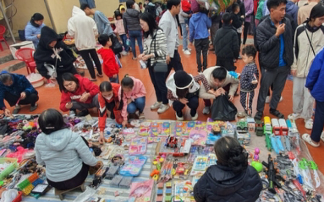 Chợ lạ lùng nhất Thái Bình: Tồn tại 60 năm, chỉ bán duy nhất 1 mặt hàng nhưng ai cũng mê Ảnh 2