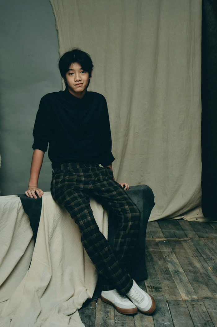 Subeo - con trai chung của Hồ Ngọc Hà và Cường Đô La. Nhóc tỳ tên thật là Nguyễn Quốc Hưng, tên tiếng Anh là Henry, sinh năm 2010. Không chỉ sở hữu chiều cao vượt trội, vẻ ngoài điển trai, Subeo còn có thành tích học tập và khả năng tiếng Anh tốt. (Ảnh: FBNV)