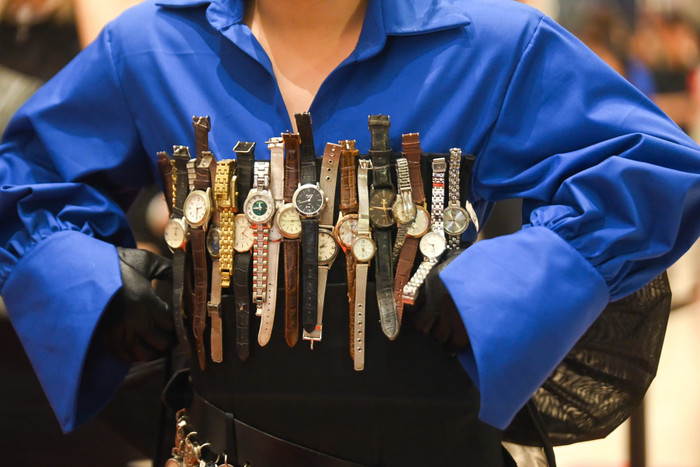 Cận cảnh chiếc váy custom độc lạ của Phạm Thoại tại Lễ trao giải hôm nay.