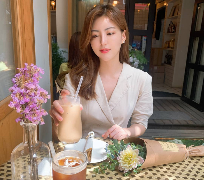 Khi đến với Bước Nhảy Hoàn Vũ, Lee Soo Yeon không giấu được sự lo lắng khi đối mặt với các thí sinh tài năng. Tuy vậy, cô khẳng định tình yêu dành cho đất nước và con người Việt Nam đã tiếp thêm sức mạnh để cô nỗ lực hết mình trong cuộc thi.