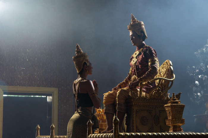 Wamon lên ngôi phong Jinda làm vương hậu.