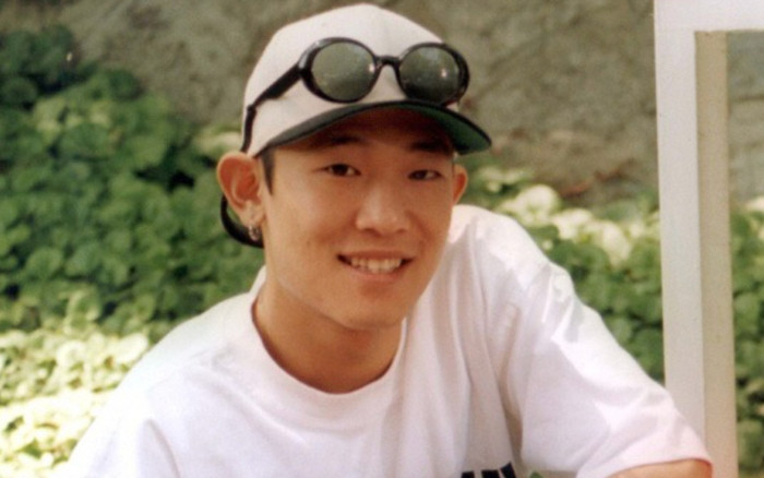 Vụ án nam ca sĩ nổi tiếng qua đời với 28 vết tiêm bí ẩn nhất giới showbiz vẫn chưa có lời giải Ảnh 2