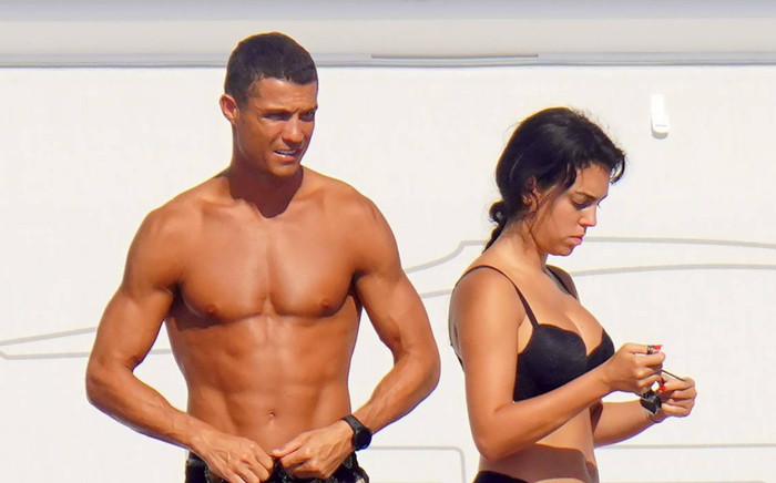 Ronaldo bị kiện nợ 1,2 tỷ tiền làm đẹp Ảnh 2