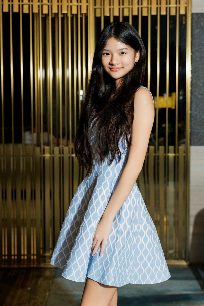 Con gái Trương Ngọc Ánh ra dáng thiếu nữ xinh đẹp. Ảnh: FBNV