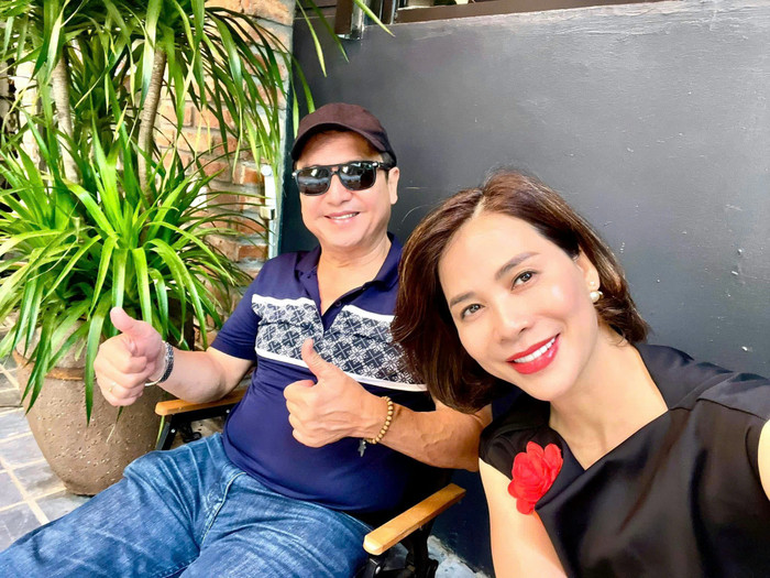 Nghệ sĩ Chí Trung và bạn gái mới Ý Lan. Ảnh: FBNV