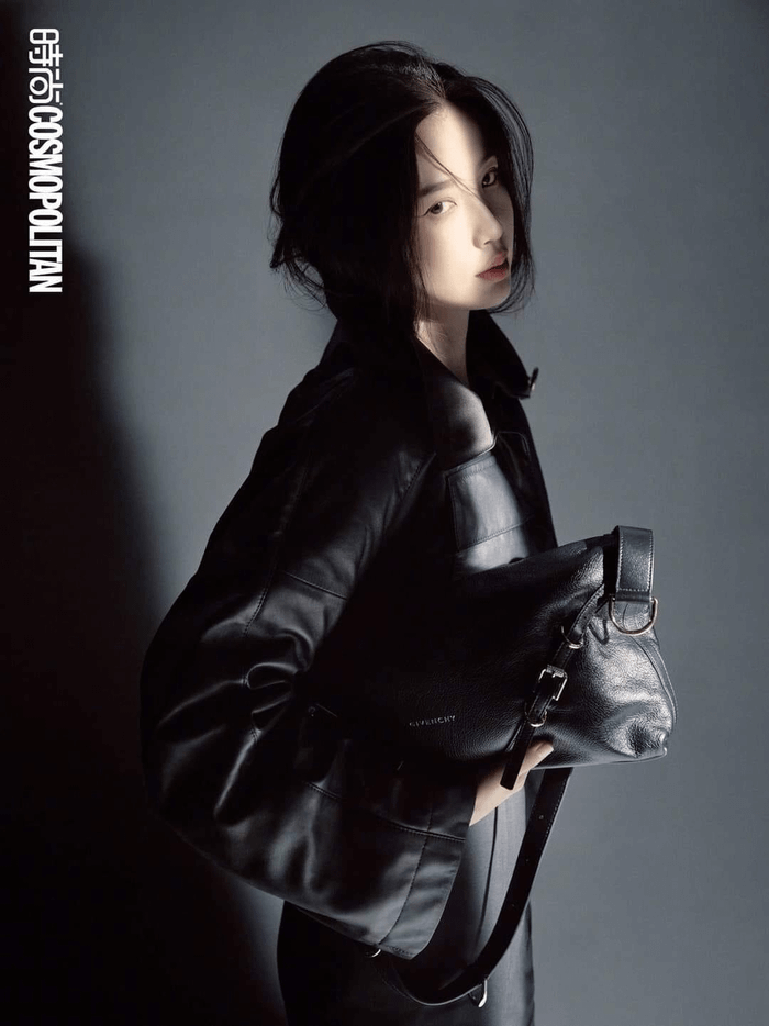 Ngu Thư Hân lập kỷ lục mới sau thành công của Vĩnh Dạ Tinh Hà.