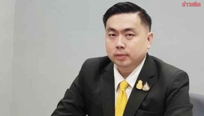 Cựu phó phát ngôn viên Samart Janechaijittawanich bị bắt vì liên quan đến đường dây lừa đảo của tập đoàn The iCon Group. (Nguồn ảnh: Bangkok Post)