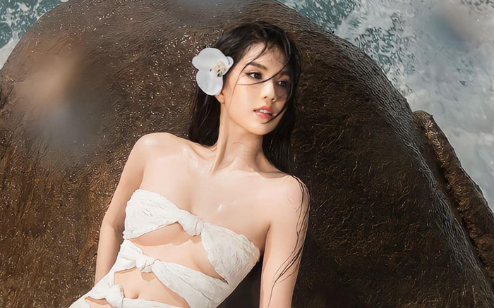 Ngọc Trinh đã trưởng thành? Ảnh 2