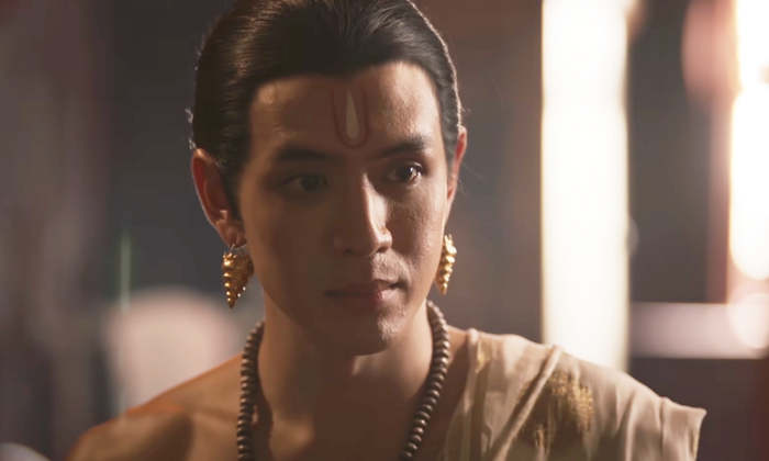 Bộ mặt tà ác của Wamon bắt đầu bộc lộ khi hắn đầu độc Jinda bằng thuốc phiện, giết con trai người tình để đoạt ngôi. 