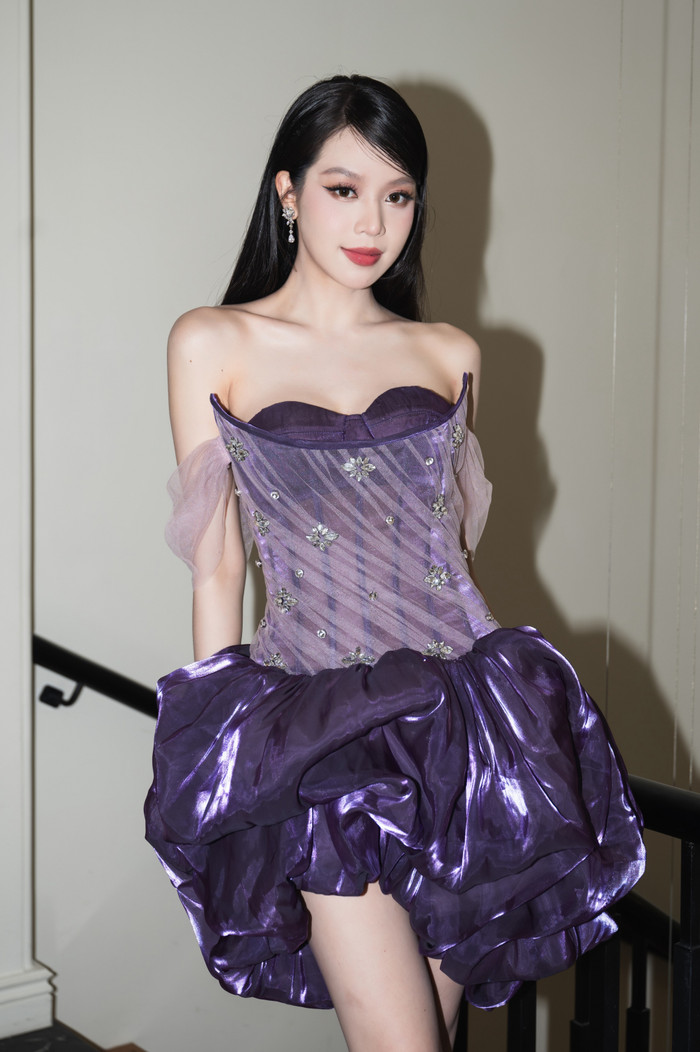 Thanh Thủy cho biết bản thân luôn được Kỳ Duyên nhắn tin hỏi thăm, động viên khi thi quốc tế.