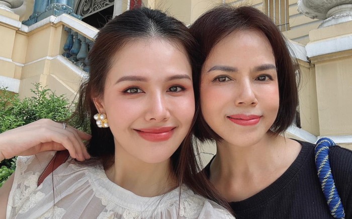 Phanh Lee hiếm hoi cho mẹ ruột lên sóng, nhan sắc gây chú ý Ảnh 2