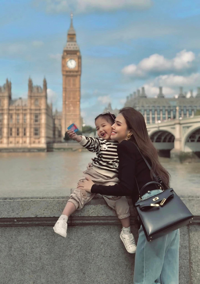 Cuộc sống sang chảnh của Phanh Lee sau khi làm dâu hào môn khiến nhiều người ngưỡng mộ. Ảnh: FBNV