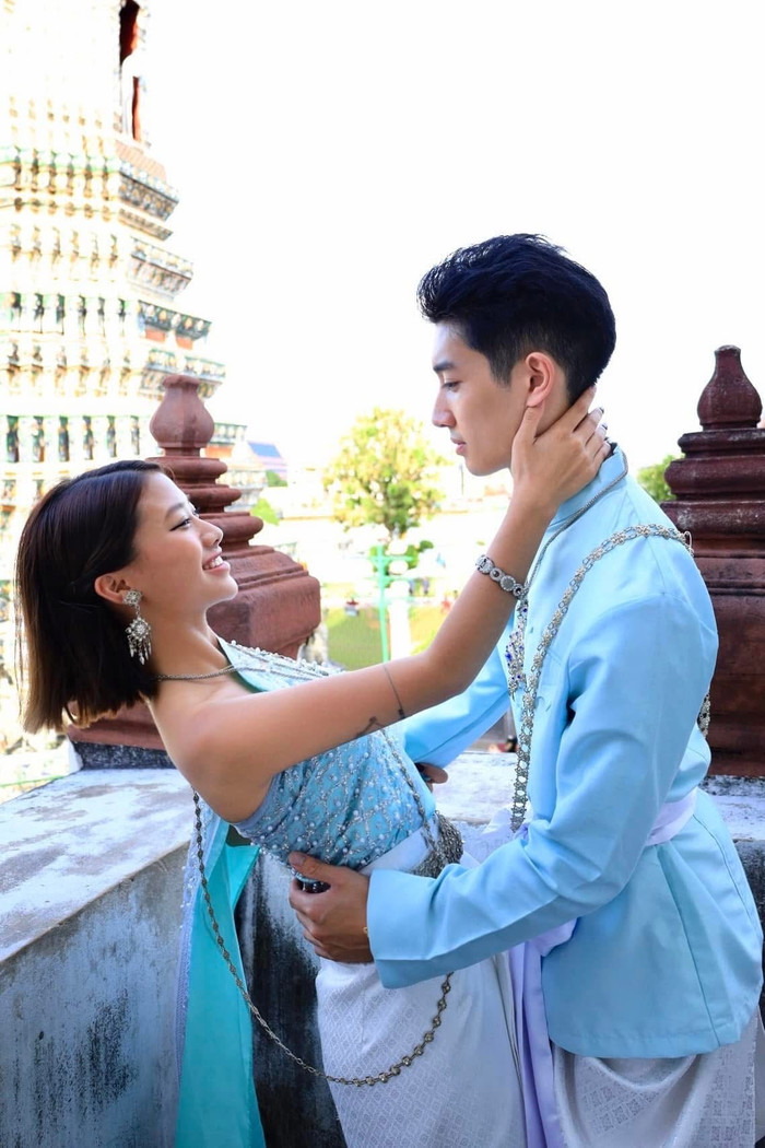 Bị chỉ trích kém duyên, Louis Phạm vẫn thoải mái khoe loạt ảnh tình tứ cùng bạn trai Việt kiều Ảnh 4