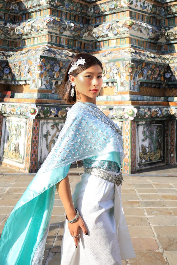 Bị chỉ trích kém duyên, Louis Phạm vẫn thoải mái khoe loạt ảnh tình tứ cùng bạn trai Việt kiều Ảnh 2