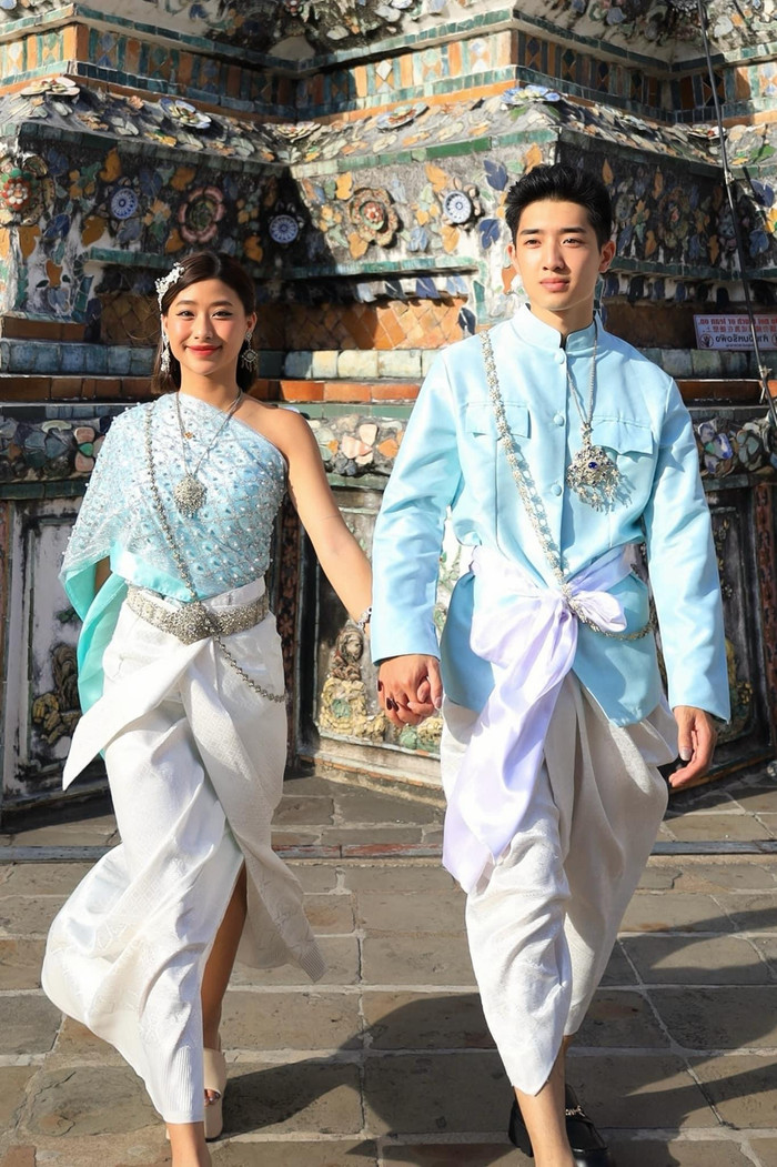 Bỏ qua ồn ào, Louis Phạm khoe ảnh du lịch Thái Lan cùng bạn trai Việt kiều.