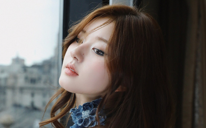 4 thói quen khiến lớp trang điểm khó đẹp Ảnh 2