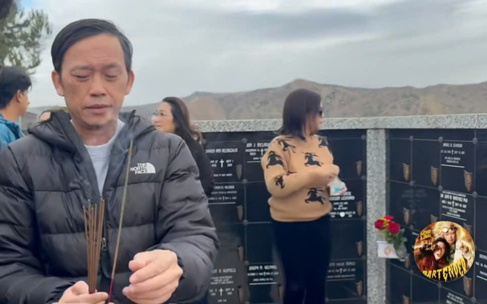 Bà xã Chí Tài không quên được hình ảnh này của Hoài Linh trong đám tang chồng Ảnh 2