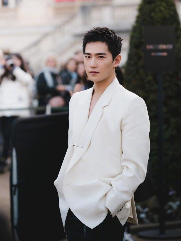 Dương Dương từng nằm trong nhóm 'Tứ đại lưu lượng. (Ảnh sưu tầm)