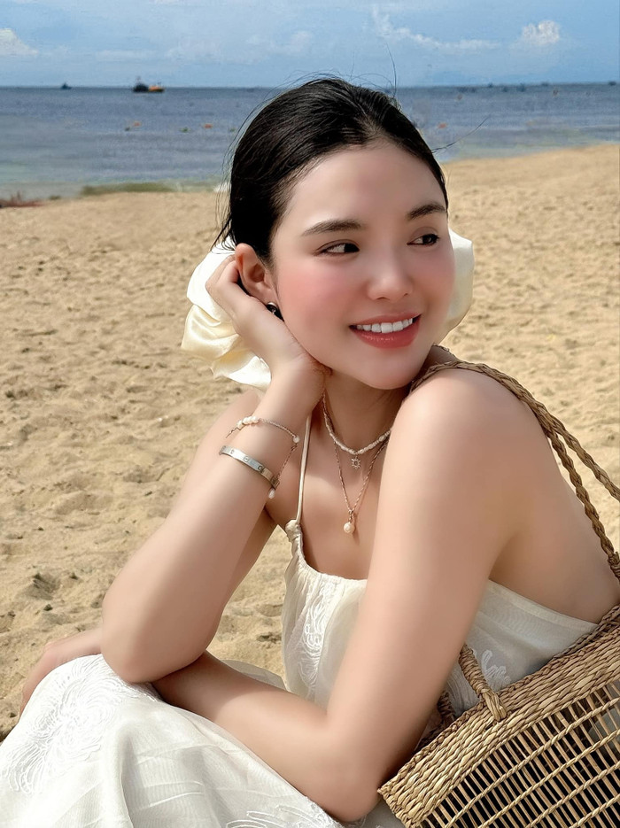 Yeye Nhật Hạ hiện đang được nhiều khán giả quan tâm, yêu thích. (Ảnh FBNV)