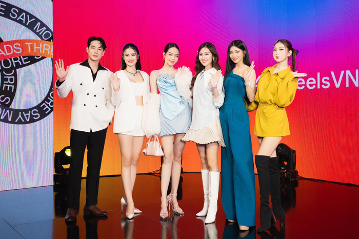 Hoa hậu Ý Nhi không hề lép vế trước nhan sắc của Miss International 2024 - Thanh Thủy.&nbsp;