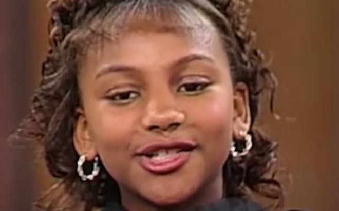 Người phụ nữ có tên dài nhất thế giới, phải đọc hơn 1000 chữ cái mới xong Ảnh 2