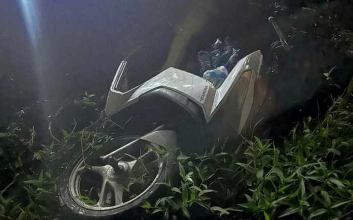 Đi theo Google Maps, nam thanh niên lao thẳng xuống kênh ở Đà Nẵng Ảnh 2