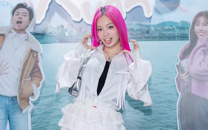 Con gái Duy Mạnh: 'Mọi người hay nghĩ tôi là con riêng của bố' Ảnh 2