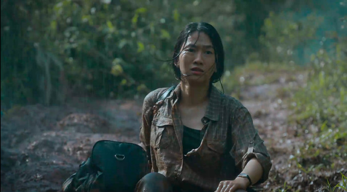 Khán giả khen ngợi nữ diễn viên Lê Bống khi không ngại làm xấu bản thân trên sóng giờ vàng. 